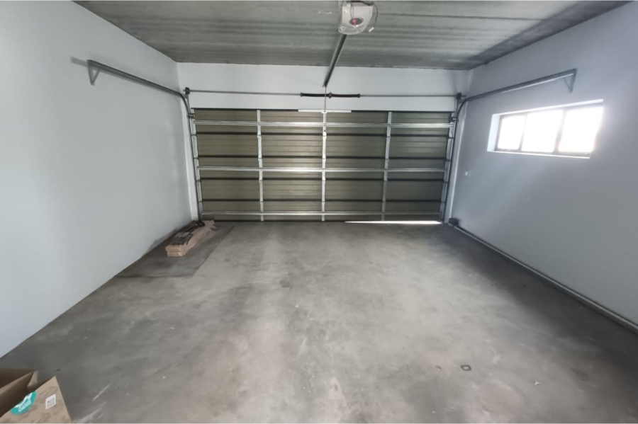 To Let 3 Bedroom Property for Rent in Sandown Western Cape